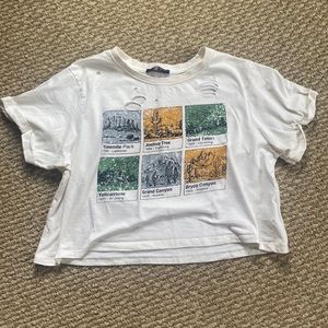 Cropped graphic shirt